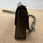 99% New HERMES Snap, Etoupe, W Stamp