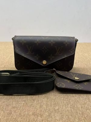 98% New LV Felicie, Green Strap, Chip