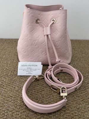 LV Neo Nano Bucket Bag · Like New