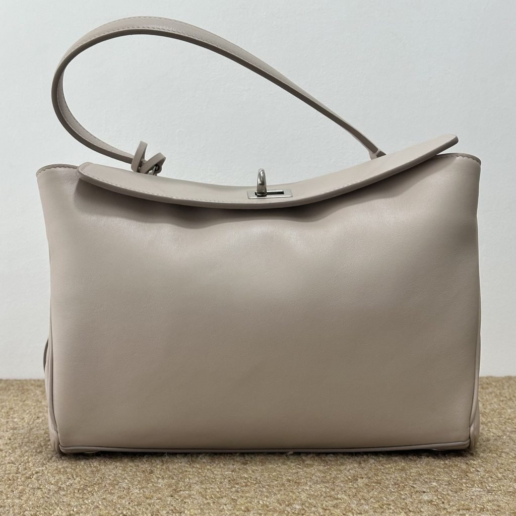 99% New Balenciaga Rodeo Small Nude Pink Shoulder Bag